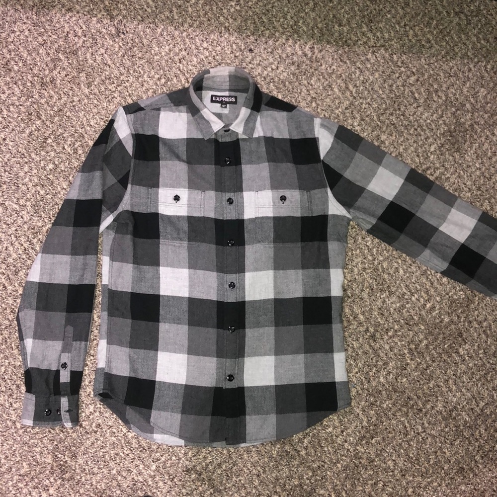 Men’s small flannel button down